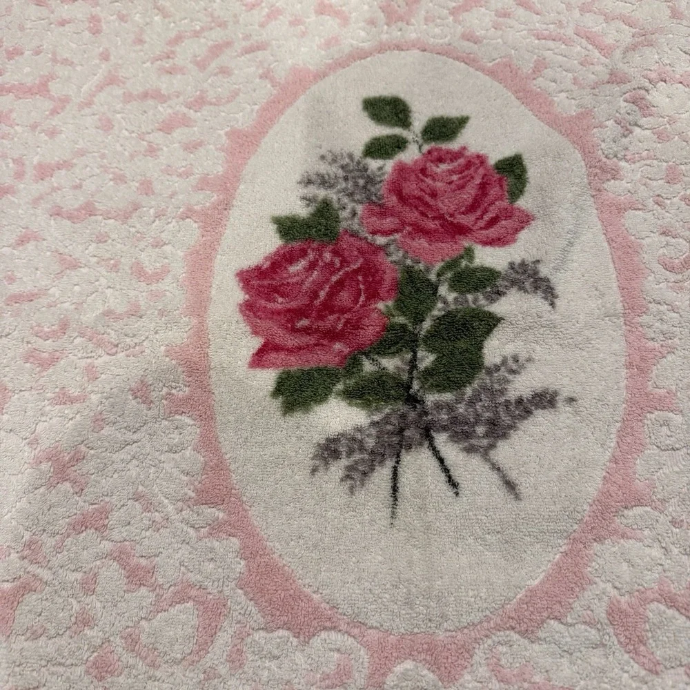 2 Vtg Bath‎ Towel Cannon Royal Family Pink White Double Rose Sculpted Plush EUC